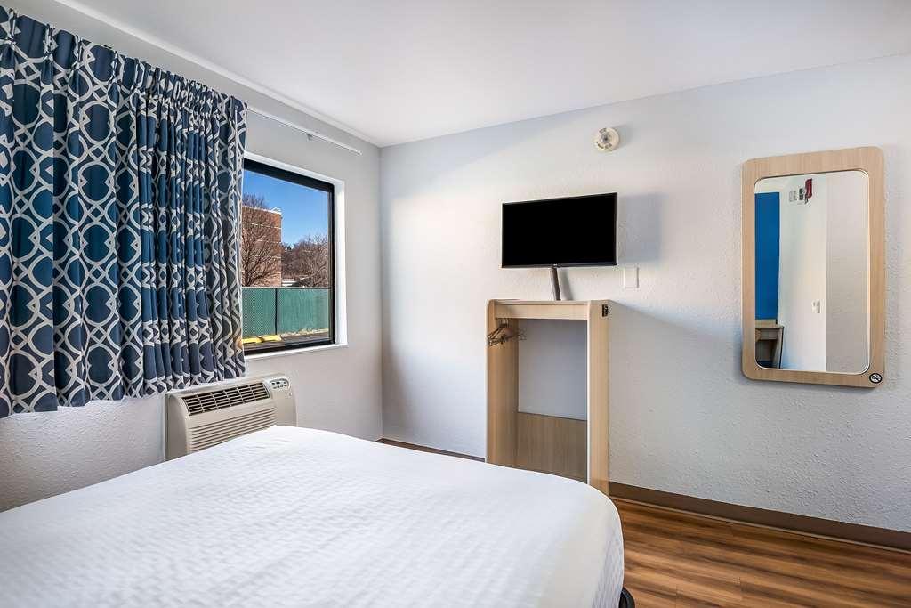 Americas Best Value Inn East Peoria Værelse billede