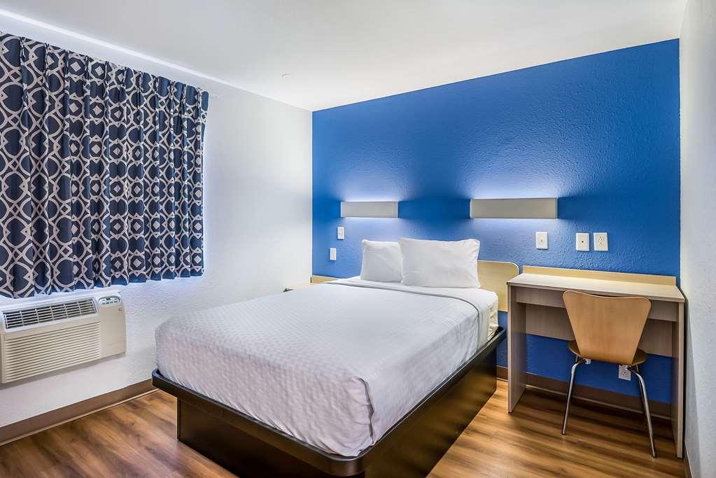 Americas Best Value Inn East Peoria Værelse billede