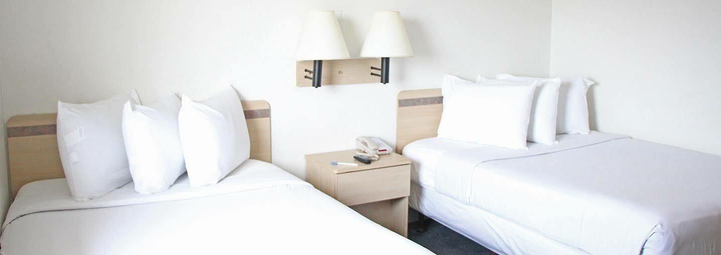 Americas Best Value Inn East Peoria Eksteriør billede