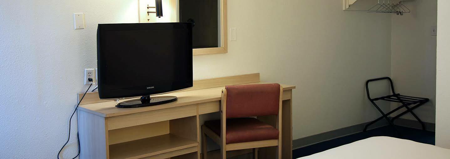 Americas Best Value Inn East Peoria Eksteriør billede